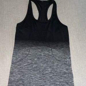 Swiftly Tech Racerback Tank Top - Size 8